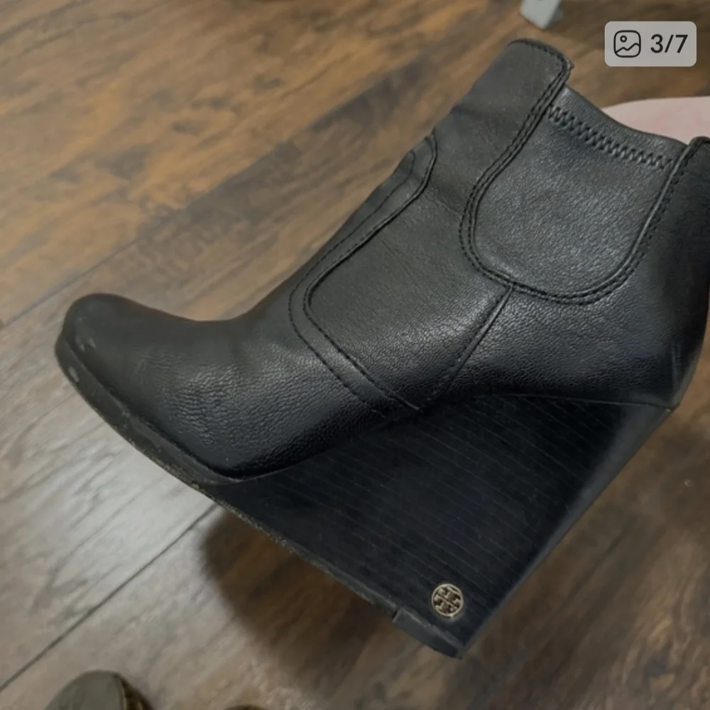 Tory Burch Chelsea Leather Black Wedge Ankle Boots